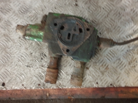 John Deere 6000 & 6020 Series Hydraulic Spool Valve Al169789, Al169859, Al110178 - Válvula hidráulica para Trator: foto 3 John Deere 6000 & 6020 Series Hydraulic Spool Valve Al169789, Al169859, Al110178 - Válvula hidráulica para Trator: foto 3
