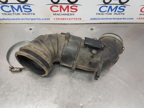 John Deere 6115m, 6m, 6r, Engine Air Intake Hose Assy Al202453, Re547358 - Sistema de admissão de ar: foto 2 John Deere 6115m, 6m, 6r, Engine Air Intake Hose Assy Al202453, Re547358 - Sistema de admissão de ar: foto 2