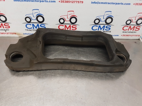 John Deere 6115m. 6m, 6r Series, Engine Air Cleaner Shroud L206151, L225013 - Sistema de admissão de ar: foto 1 John Deere 6115m. 6m, 6r Series, Engine Air Cleaner Shroud L206151, L225013 - Sistema de admissão de ar: foto 1
