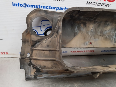 John Deere 6145r, 6r Series, Air Intake Shroud L200544 - Sistema de admissão de ar: foto 3 John Deere 6145r, 6r Series, Air Intake Shroud L200544 - Sistema de admissão de ar: foto 3
