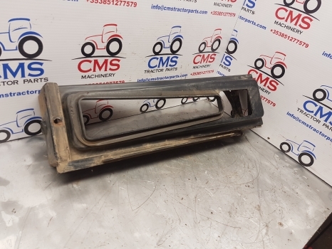 John Deere 6200, 6400 Cab Air Filter Box Lhs Al153005, Al158543, L75608 - Filtro de cabine para Trator: foto 1 John Deere 6200, 6400 Cab Air Filter Box Lhs Al153005, Al158543, L75608 - Filtro de cabine para Trator: foto 1