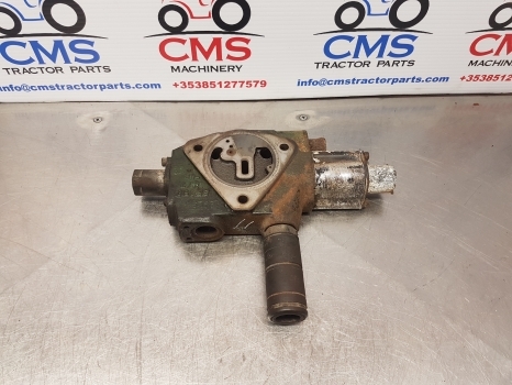 John Deere 6400 Hydraulic Spool Valve Parts Only Al171118, Al75842, 93j361 - Válvula hidráulica para Trator: foto 1 John Deere 6400 Hydraulic Spool Valve Parts Only Al171118, Al75842, 93j361 - Válvula hidráulica para Trator: foto 1