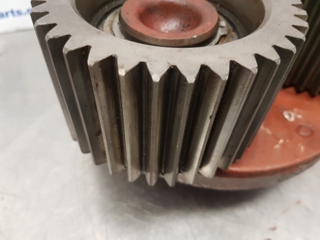 John Deere 6600, 6300, 6400, 6320 Planet Pinion Carrier L172081, L80363, L101243 - Eixo traseiro para Trator: foto 3 John Deere 6600, 6300, 6400, 6320 Planet Pinion Carrier L172081, L80363, L101243 - Eixo traseiro para Trator: foto 3