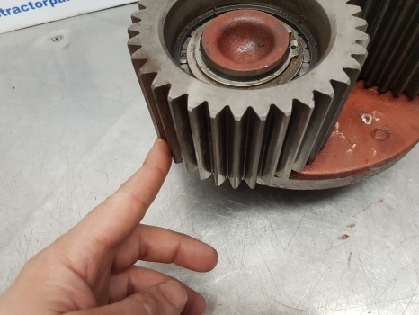 John Deere 6600, 6300, 6400, 6320 Planet Pinion Carrier L172081, L80363, L101243 - Eixo traseiro para Trator: foto 4 John Deere 6600, 6300, 6400, 6320 Planet Pinion Carrier L172081, L80363, L101243 - Eixo traseiro para Trator: foto 4