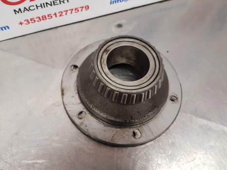 John Deere 6820, 6115m, 6910, 6930premium, 7400, 7515 Bearing Housing R105849 - Eixo traseiro: foto 3 John Deere 6820, 6115m, 6910, 6930premium, 7400, 7515 Bearing Housing R105849 - Eixo traseiro: foto 3