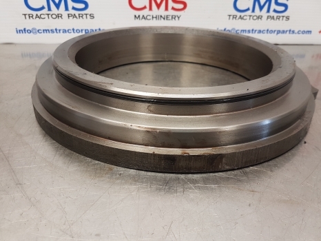 John Deere 6820, 6800, 6900, 6145j Rear Axle Piston R125127 - Eixo traseiro para Trator: foto 5 John Deere 6820, 6800, 6900, 6145j Rear Axle Piston R125127 - Eixo traseiro para Trator: foto 5