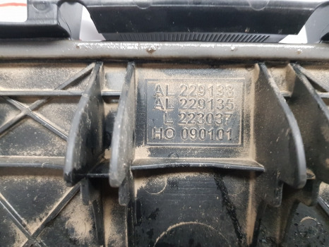 John Deere 6r 185, 6r, 6m Series, Air Cleaner Filter Box Al218934, Al229135 - Sistema de admissão de ar: foto 5 John Deere 6r 185, 6r, 6m Series, Air Cleaner Filter Box Al218934, Al229135 - Sistema de admissão de ar: foto 5