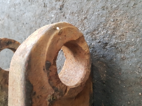 Landini Blizzard Massey Ferguson Front Axle Ng200cd Beam 3426701m95, 3426704r5 - Eixo e peças para Trator: foto 5 Landini Blizzard Massey Ferguson Front Axle Ng200cd Beam 3426701m95, 3426704r5 - Eixo e peças para Trator: foto 5