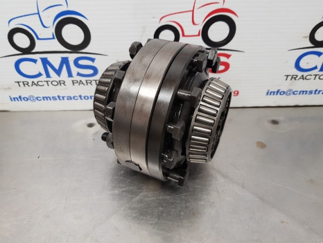 Landini Mythos 100, Mccormick Front Axle Differential Unit Complete 3557998m91 - Eixo dianteiro: foto 5 Landini Mythos 100, Mccormick Front Axle Differential Unit Complete 3557998m91 - Eixo dianteiro: foto 5