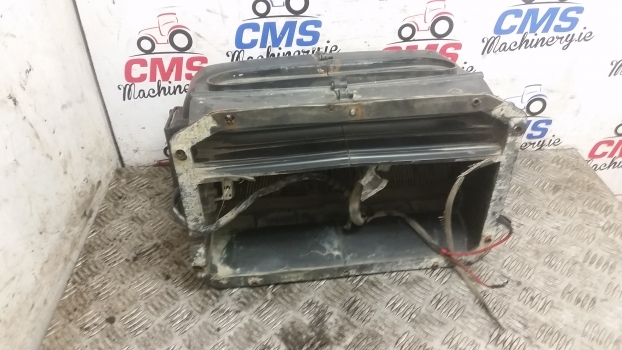 Landini Mythos Series 115 Cab Air Cleaner Box 3657825m91 - Filtro de cabine para Trator: foto 4 Landini Mythos Series 115 Cab Air Cleaner Box 3657825m91 - Filtro de cabine para Trator: foto 4