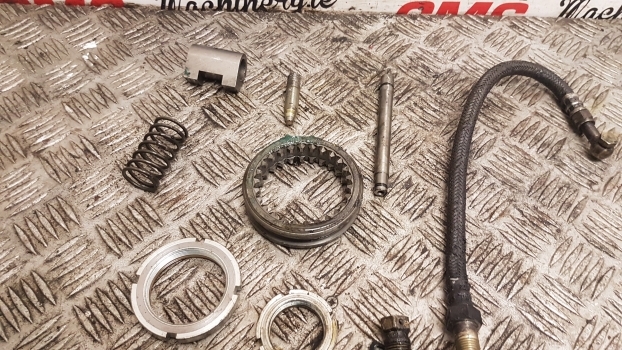 Landini Mythos Series 115 Transmission Assorted Parts 3537063m1 - Transmissão para Trator: foto 4 Landini Mythos Series 115 Transmission Assorted Parts 3537063m1 - Transmissão para Trator: foto 4