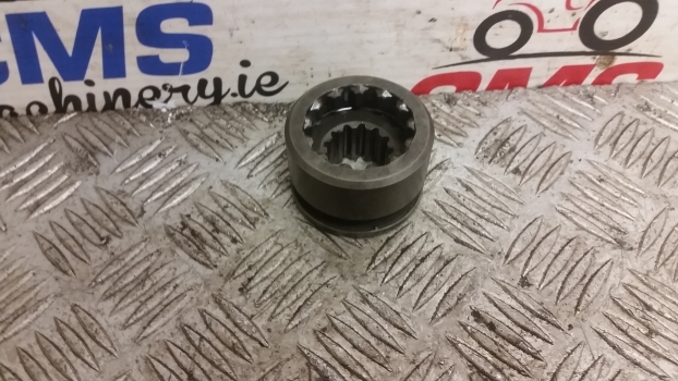 Landini Mythos Series Mythos 115 Pto Shaft Gear Sleeve 3650661m1 - Transmissão para Trator: foto 1 Landini Mythos Series Mythos 115 Pto Shaft Gear Sleeve 3650661m1 - Transmissão para Trator: foto 1