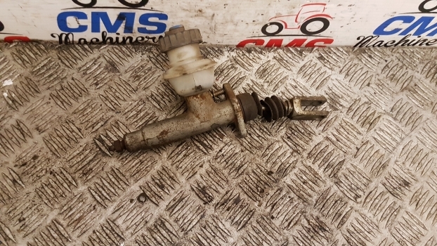 Landini Mythos Tdi 115 Clutch Master Cylinder 3558552m91 - Cilindro de embreagem para Trator: foto 2 Landini Mythos Tdi 115 Clutch Master Cylinder 3558552m91 - Cilindro de embreagem para Trator: foto 2