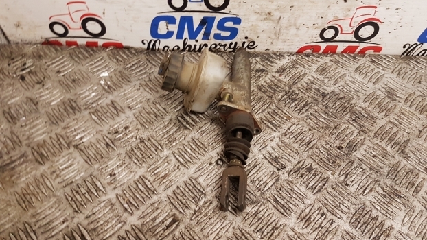 Landini Mythos Tdi 115 Clutch Master Cylinder 3558552m91 - Cilindro de embreagem para Trator: foto 3 Landini Mythos Tdi 115 Clutch Master Cylinder 3558552m91 - Cilindro de embreagem para Trator: foto 3