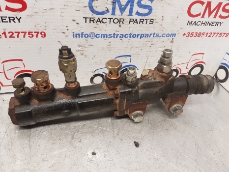 Manitou Mrt 2540 Brake Master Cylinder Pump 740150 - Peças de freio para Empilhador telescópico: foto 2 Manitou Mrt 2540 Brake Master Cylinder Pump 740150 - Peças de freio para Empilhador telescópico: foto 2