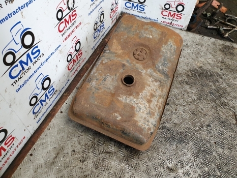 Massey Ferguson 20d, 20e, 30e, 30h, 40e Original Fuel Tank 1672762m91 - Tanque de combustível para Trator: foto 5 Massey Ferguson 20d, 20e, 30e, 30h, 40e Original Fuel Tank 1672762m91 - Tanque de combustível para Trator: foto 5