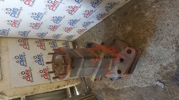 Massey Ferguson 2620 Rear Half Axle Lhs Complete 1627071m94, 1610194m94 - Eixo traseiro para Trator: foto 2 Massey Ferguson 2620 Rear Half Axle Lhs Complete 1627071m94, 1610194m94 - Eixo traseiro para Trator: foto 2