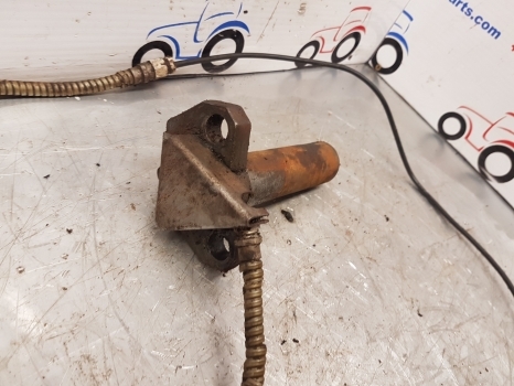 Massey Ferguson 3000, 5400, 6100, 6200 Ser 6150, 6160 Load Sensor Pin 3713763m1 - Sensor para Trator: foto 2 Massey Ferguson 3000, 5400, 6100, 6200 Ser 6150, 6160 Load Sensor Pin 3713763m1 - Sensor para Trator: foto 2