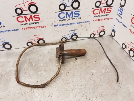 Massey Ferguson 3000, 5400, 6100, 6200 Ser 6150, 6160 Load Sensor Pin 3713763m1 - Sensor para Trator: foto 1 Massey Ferguson 3000, 5400, 6100, 6200 Ser 6150, 6160 Load Sensor Pin 3713763m1 - Sensor para Trator: foto 1
