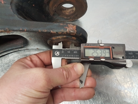 Massey Ferguson 4255, 4220 4000, 4100 Series Cross Shaft Lift Arm Lhs 3817639m91 - Hidráulica para Trator: foto 5 Massey Ferguson 4255, 4220 4000, 4100 Series Cross Shaft Lift Arm Lhs 3817639m91 - Hidráulica para Trator: foto 5
