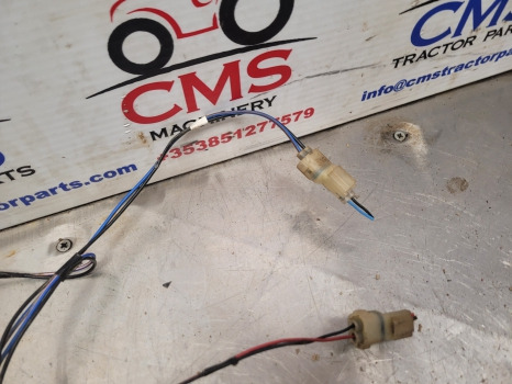 Massey Ferguson 4355, 4255, 4245 Cab Roof Wiring Loom Roof Wiring Loom - Cables/ Wire harness: foto 4 Massey Ferguson 4355, 4255, 4245 Cab Roof Wiring Loom Roof Wiring Loom - Cables/ Wire harness: foto 4