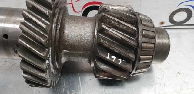 Massey Ferguson 50 Hx Gearbox Shaft Gear Z 35/29/19 1695793m1, 1691249m1 - Caixas de velocidade e peças para Retroescavadeira: foto 2 Massey Ferguson 50 Hx Gearbox Shaft Gear Z 35/29/19 1695793m1, 1691249m1 - Caixas de velocidade e peças para Retroescavadeira: foto 2
