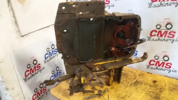 Massey Ferguson 50b Transmission Control Shift Cover Plate Assembly 881610m1 - Manete de mudanças para Trator: foto 4 Massey Ferguson 50b Transmission Control Shift Cover Plate Assembly 881610m1 - Manete de mudanças para Trator: foto 4