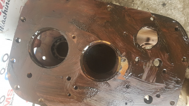Massey Ferguson 50b Transmission Gearbox Housing 52380m2 - Caixa de velocidade: foto 4 Massey Ferguson 50b Transmission Gearbox Housing 52380m2 - Caixa de velocidade: foto 4
