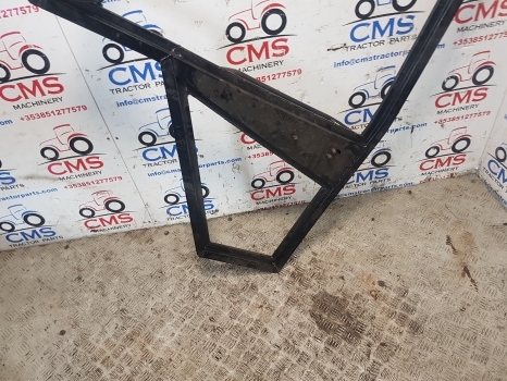 Massey Ferguson 50hx, 60hx Cab Door Frame Rhs 50hxdoor - Porta e peças para Retroescavadeira: foto 2 Massey Ferguson 50hx, 60hx Cab Door Frame Rhs 50hxdoor - Porta e peças para Retroescavadeira: foto 2