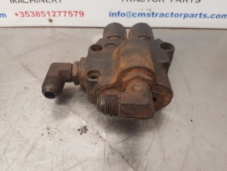 Massey Ferguson 5455 Hydraulic Pressure Valve Body 3794879m3 - Válvula hidráulica para Trator: foto 4 Massey Ferguson 5455 Hydraulic Pressure Valve Body 3794879m3 - Válvula hidráulica para Trator: foto 4