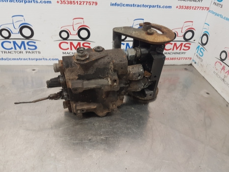 Massey Ferguson 5612, 5611, 5613, Hydraulic Distributor For Parts Only 4381634m3 - Hidráulica: foto 4 Massey Ferguson 5612, 5611, 5613, Hydraulic Distributor For Parts Only 4381634m3 - Hidráulica: foto 4