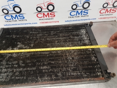 Massey Ferguson 6150, 4700, 5700, 6700 Ser Exchanger Condender, Cooler 4377730m4 - Sistema de arrefecimento para Trator: foto 5 Massey Ferguson 6150, 4700, 5700, 6700 Ser Exchanger Condender, Cooler 4377730m4 - Sistema de arrefecimento para Trator: foto 5