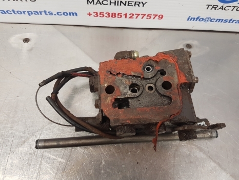 Massey Ferguson 675, 399, 372n, 375, 4225, 4255 Hydraulic Valve Assy 1679099m95 - Válvula hidráulica para Trator: foto 5 Massey Ferguson 675, 399, 372n, 375, 4225, 4255 Hydraulic Valve Assy 1679099m95 - Válvula hidráulica para Trator: foto 5