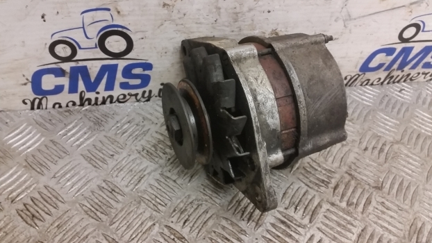 Massey Ferguson 690, 698, 500, 600 Series Alternator Assembly 1676705m91 - Alternador para Trator: foto 1 Massey Ferguson 690, 698, 500, 600 Series Alternator Assembly 1676705m91 - Alternador para Trator: foto 1