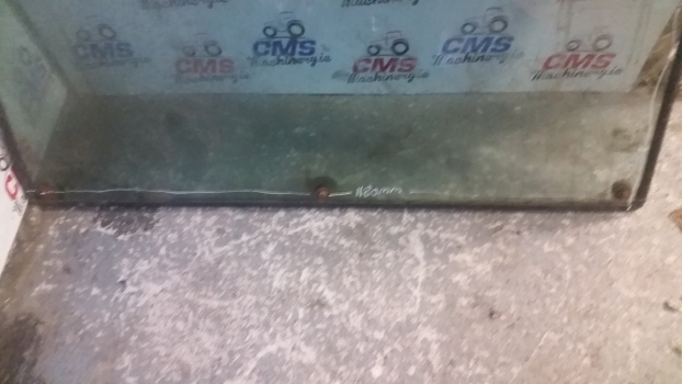 Massey Ferguson 690 Cab Frong Glass Windscreen Tg1246 - Pára-brisa para Trator: foto 5 Massey Ferguson 690 Cab Frong Glass Windscreen Tg1246 - Pára-brisa para Trator: foto 5