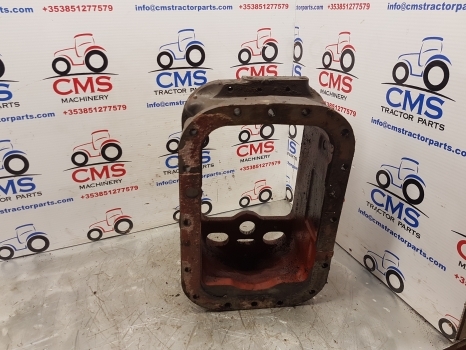 Massey Ferguson 690 Transmission Rear Axle Spicer Housing 1663273m1 - Transmissão para Trator: foto 4 Massey Ferguson 690 Transmission Rear Axle Spicer Housing 1663273m1 - Transmissão para Trator: foto 4