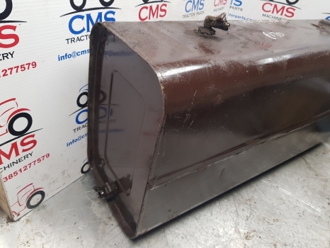Massey Ferguson 698t, 690, 698, 699, 1004 Fuel Tank 1684958m91 - Tanque de combustível para Trator: foto 2 Massey Ferguson 698t, 690, 698, 699, 1004 Fuel Tank 1684958m91 - Tanque de combustível para Trator: foto 2