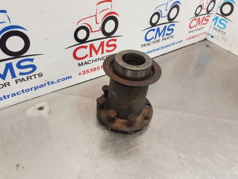 Massey Ferguson 7719, 7720, 7716, 7718 Front Axle Flange 755.04.713.01 - Eixo dianteiro: foto 2 Massey Ferguson 7719, 7720, 7716, 7718 Front Axle Flange 755.04.713.01 - Eixo dianteiro: foto 2