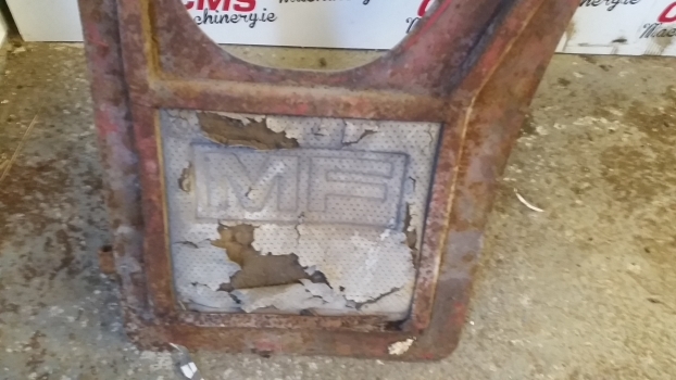 Porta e peças para Trator Massey Ferguson Cab Door Right: foto 6