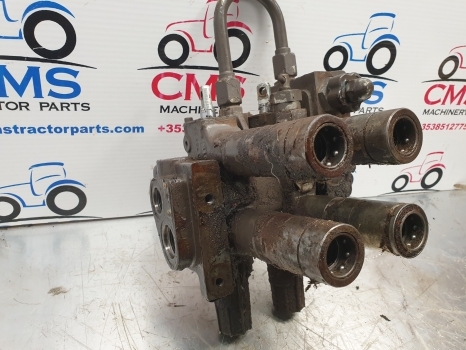 Massey Ferguson Hydraulic Spool Valves 3616205m91, 3582523m1, 3582517m1 - Válvula hidráulica para Trator: foto 2 Massey Ferguson Hydraulic Spool Valves 3616205m91, 3582523m1, 3582517m1 - Válvula hidráulica para Trator: foto 2