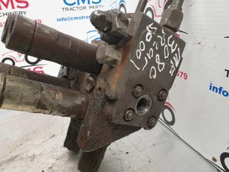 Massey Ferguson Hydraulic Spool Valves 3616205m91, 3582523m1, 3582517m1 - Válvula hidráulica para Trator: foto 4 Massey Ferguson Hydraulic Spool Valves 3616205m91, 3582523m1, 3582517m1 - Válvula hidráulica para Trator: foto 4