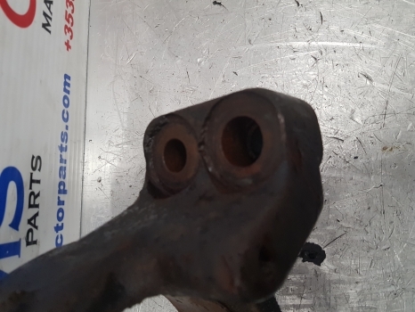Mccormick Case Mxc, Mc Mc100 Front Axle Support Bracket Rear 138533, 318588a1 - Suspensão para Trator: foto 4 Mccormick Case Mxc, Mc Mc100 Front Axle Support Bracket Rear 138533, 318588a1 - Suspensão para Trator: foto 4