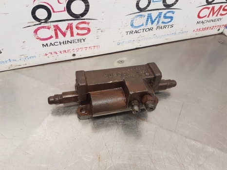 New Holand T4.495n T4, Case Quantum Hydaulic Valve Parts Only 84393999, 83996684 - Válvula hidráulica para Trator: foto 3 New Holand T4.495n T4, Case Quantum Hydaulic Valve Parts Only 84393999, 83996684 - Válvula hidráulica para Trator: foto 3