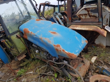 New Holland 60, Tm Series 8160 Engine Hood Bonnet 82005636, 82005635, 82021792 - Capô para Trator: foto 1 New Holland 60, Tm Series 8160 Engine Hood Bonnet 82005636, 82005635, 82021792 - Capô para Trator: foto 1