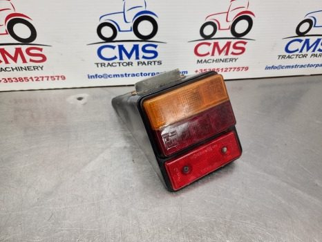 New Holland 7740, 40, Ts Series, Tail Light Support F0nn13n573aa - Iluminação: foto 1 New Holland 7740, 40, Ts Series, Tail Light Support F0nn13n573aa - Iluminação: foto 1