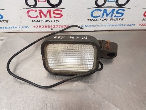 New Holland Case Mxm190, Ts115, Tm140, Tm150, Tm190 Work Lamp Light 82014950 - Iluminação para Trator: foto 2 New Holland Case Mxm190, Ts115, Tm140, Tm150, Tm190 Work Lamp Light 82014950 - Iluminação para Trator: foto 2