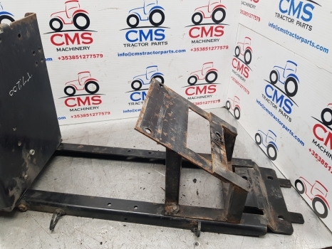 New Holland Case Puma 145, T7.200 Hood Support Assy 84337706, 84485123, 84268312 - Capô para Trator: foto 5 New Holland Case Puma 145, T7.200 Hood Support Assy 84337706, 84485123, 84268312 - Capô para Trator: foto 5