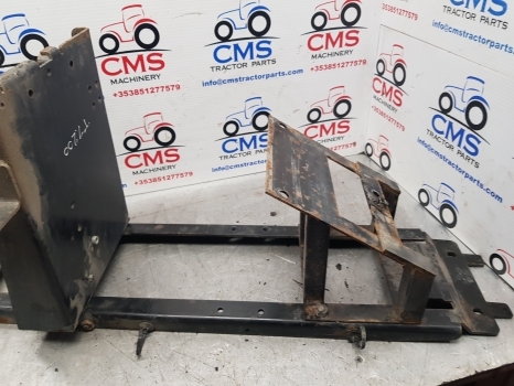 New Holland Case Puma 145, T7.200 Hood Support Assy 84337706, 84485123, 84268312 - Capô para Trator: foto 3 New Holland Case Puma 145, T7.200 Hood Support Assy 84337706, 84485123, 84268312 - Capô para Trator: foto 3