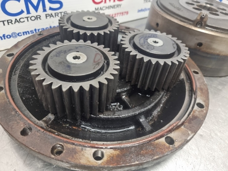 New Holland Case T6000, T7, T6, T7, Front Axle Planetary Carrier Assy 87746833 - Eixo dianteiro: foto 3 New Holland Case T6000, T7, T6, T7, Front Axle Planetary Carrier Assy 87746833 - Eixo dianteiro: foto 3