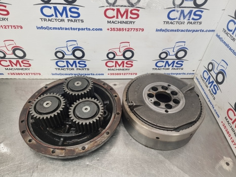 New Holland Case T6000, T7, T6, T7, Front Axle Planetary Carrier Assy 87746833 - Eixo dianteiro: foto 1 New Holland Case T6000, T7, T6, T7, Front Axle Planetary Carrier Assy 87746833 - Eixo dianteiro: foto 1